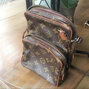 Louis Vuitton Amazon Crossbody